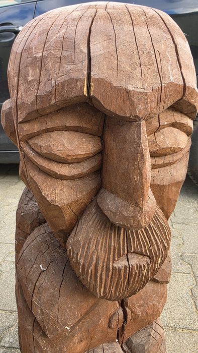 Piękne rzeźby ludowe sygnowane 77cm