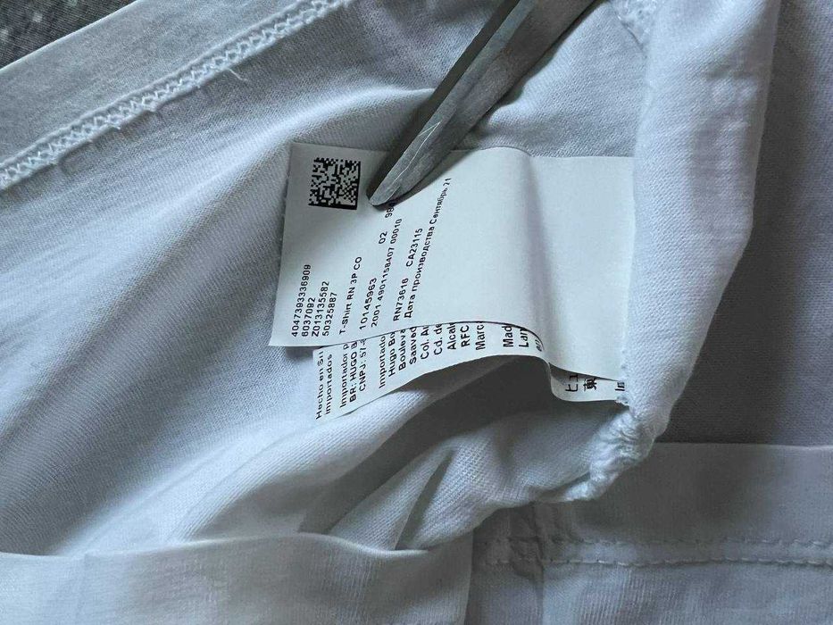 Біла Футболка Hugo Boss (М)