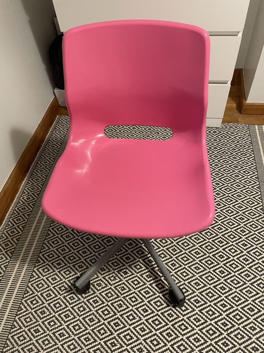 Cadeira de quarto menina
