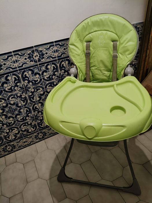 Cadeira de refeição