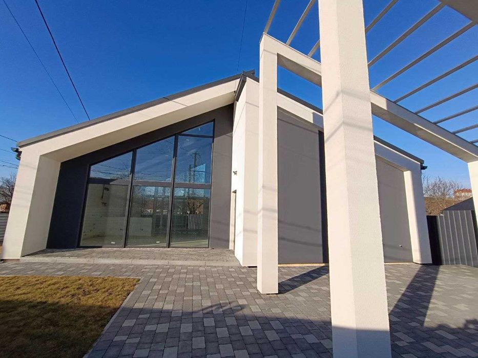 Елітний Особняк в центрі Вовчинців