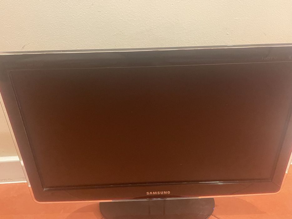 Monitor samsung 22 cala