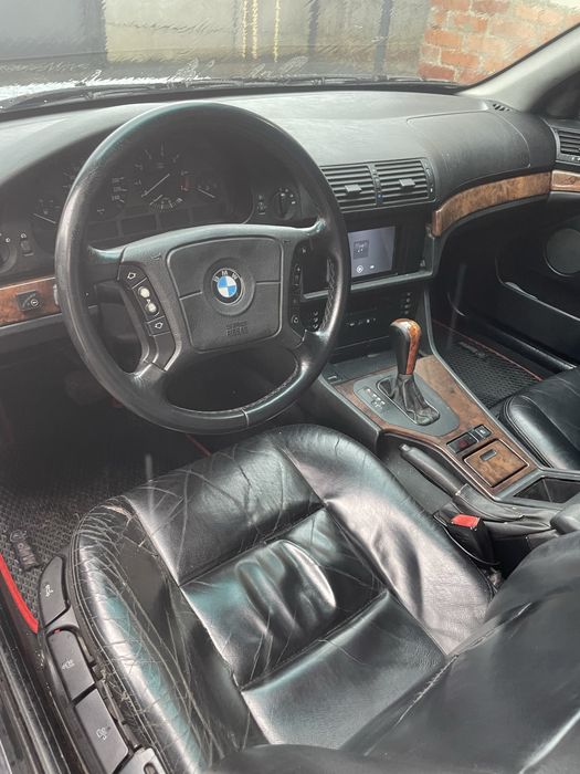 Продам BMW e39 .