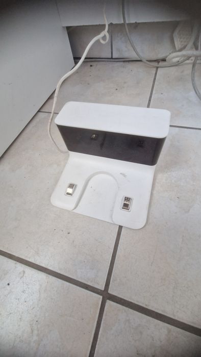 robot sprzątający xiaomi essential 2