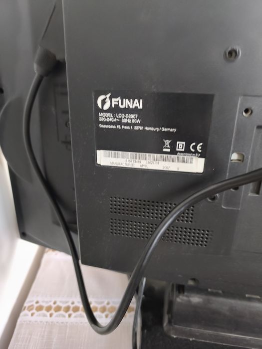 Telewizor z pilotem FUNAI LCD 20cali