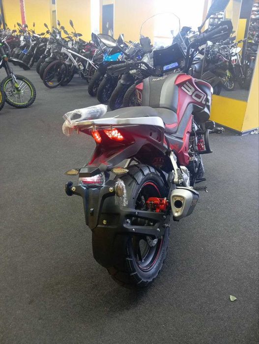 Мотоцикл SPARK SP300T-4