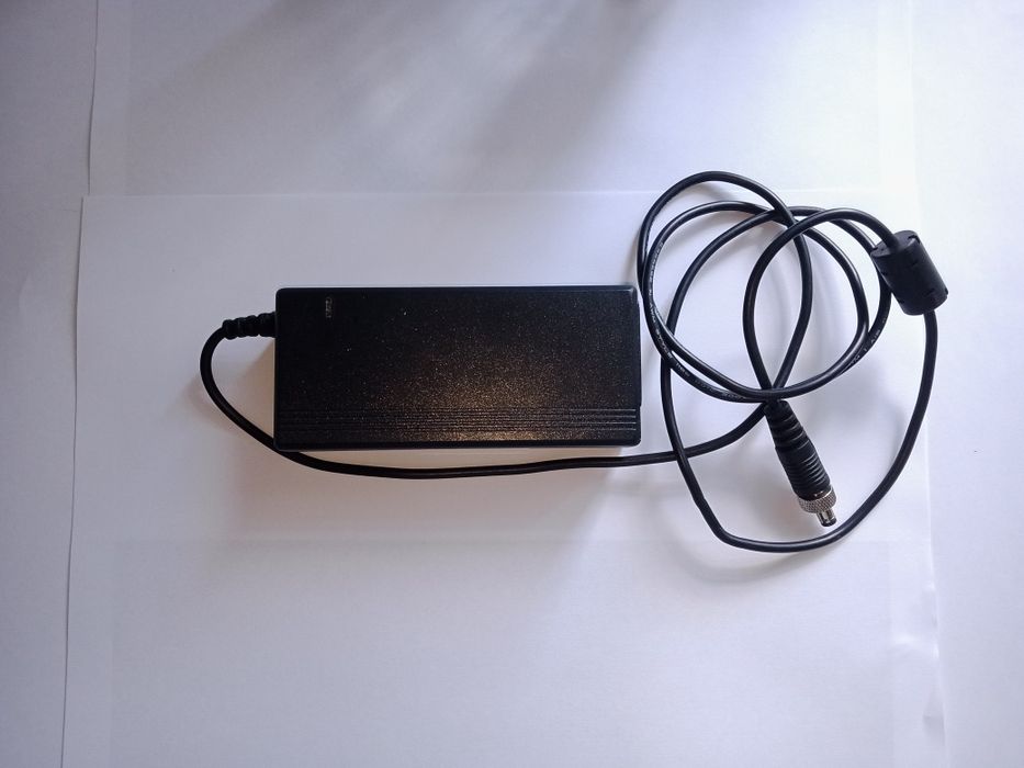 Адаптер питания Channel Well Technology