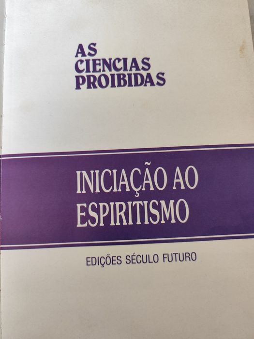 Livro de enciclopédia