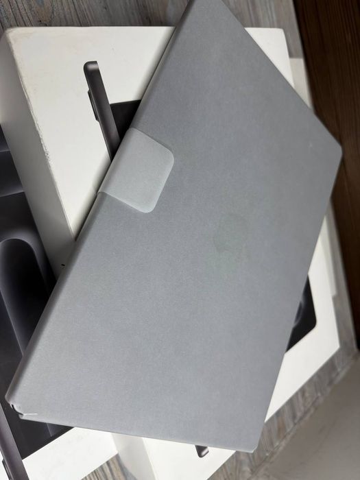 НОВЫЙ ! MacBook Pro 14 M3Pro 18/512 Mid 2023 Space (MRX33/Z1AU0021G)