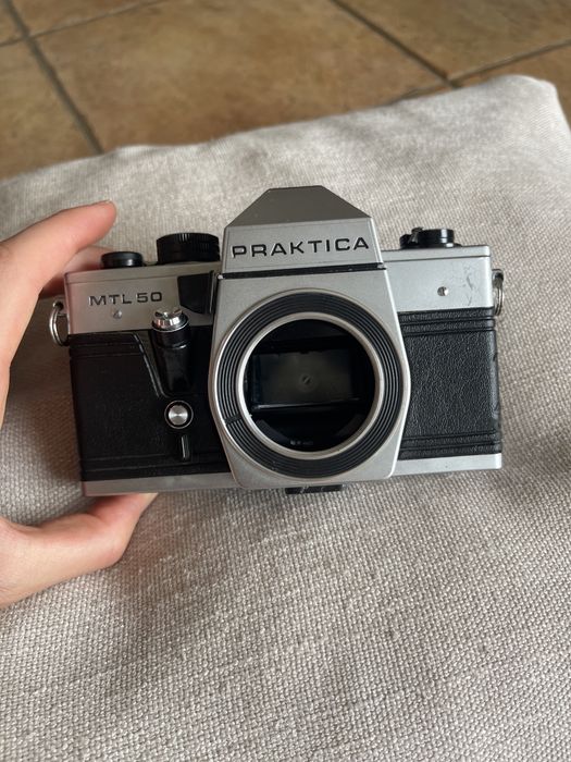 Praktica MTL50 + 3 Objetivas M42 (50mm f/1.8, 35mm f/2.8 e 135mm f/2.8) – Fotografia Analógica Vintage