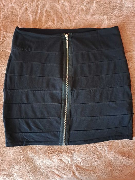 Paczka z ubraniami i buty