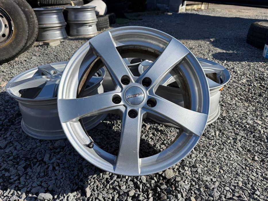 Диски R17 5x114.3 7.5J ET38 Kia renault Nissan