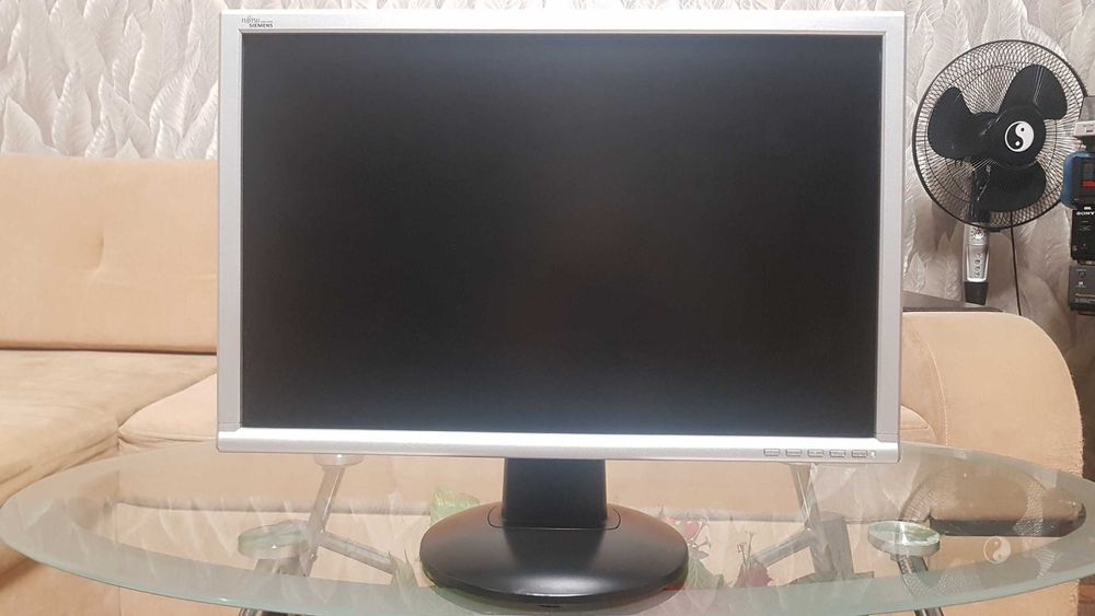 Монитор Fujitsu Siemens Scaleoview L22W-3 made in Germany