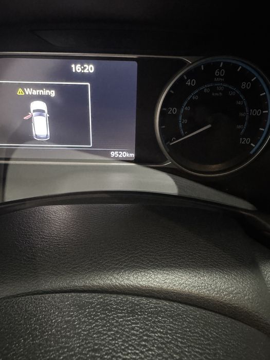 Nissan Leaf SV 62kw 2024