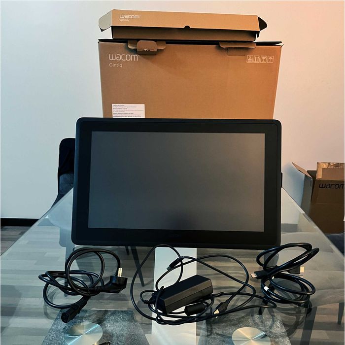 Ecrã de Desenho Wacom Cintiq 22HD – Excelente Estado.