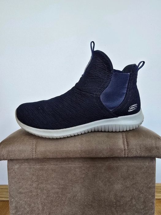 Buty Skechers rozm. 38 siatkowe oddychające sportowe