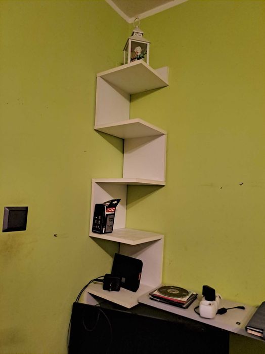 Sprzedam półki drewnopodobne