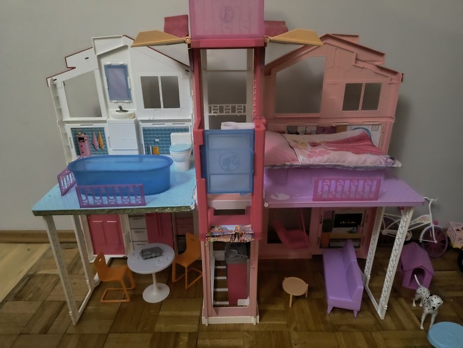 Domek dla lalek barbie