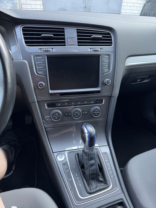 Volkswagen E-Golf 24kw