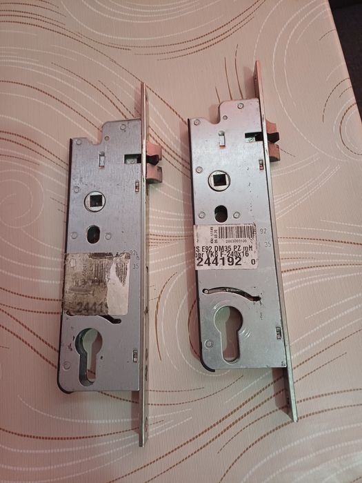 Продам врізний замок до дверей