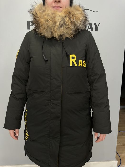 Зимова тепла куртка. Жіноча