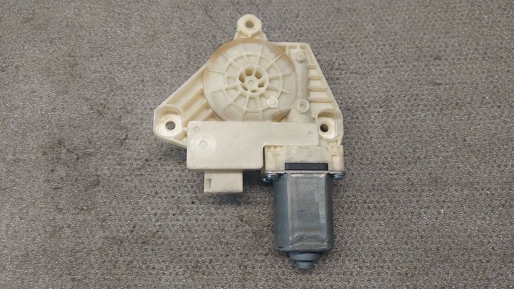 Motor vidro frente esquerdo MERCEDES-BENZ Classe C (W205)