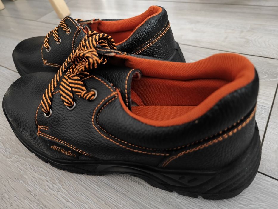 Buty Robocze R42 NOWE