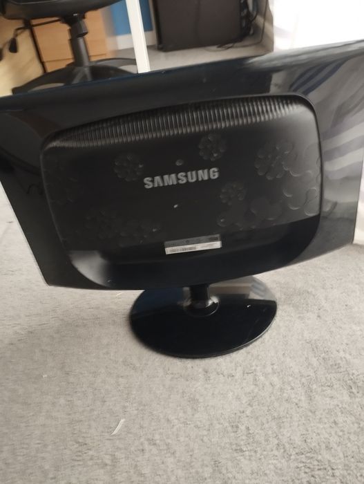 Monitor Samsung 22 cale