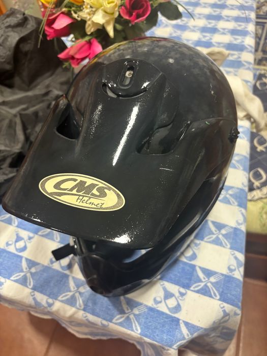 Vendo capacete CMS