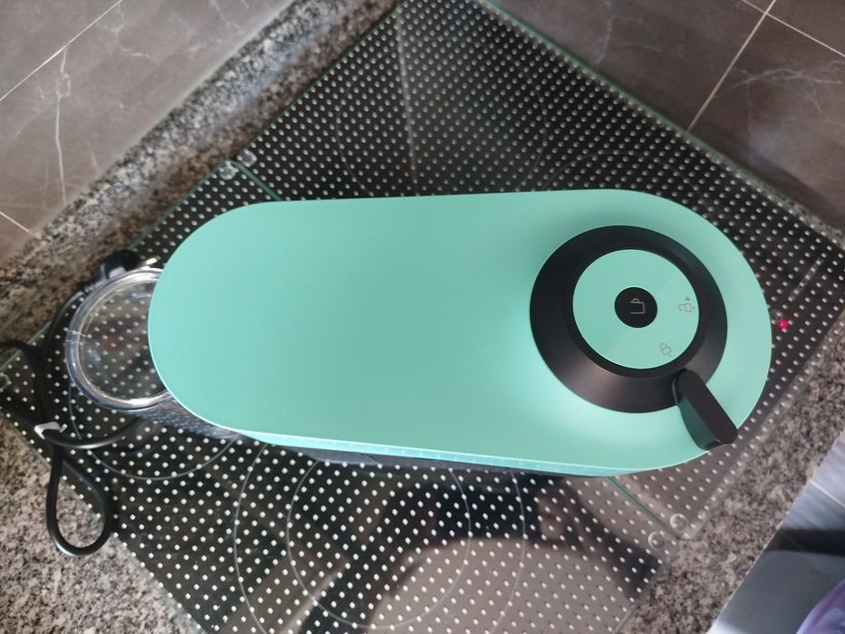 Máquina Nespresso Vertuo Pop (Aqua Mint) – Praticamente Nova!