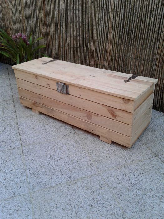 Arca em madeira palete