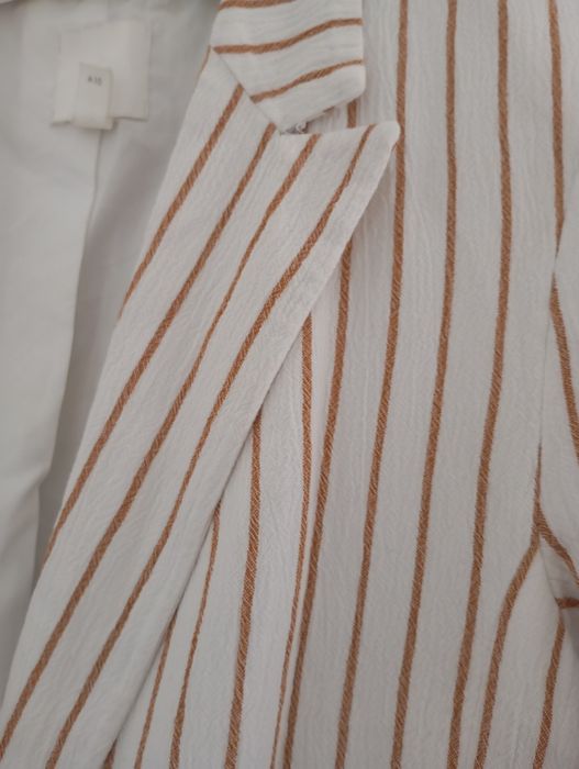 H&M S jednorzędowa marynarka w paski biało-beżowa