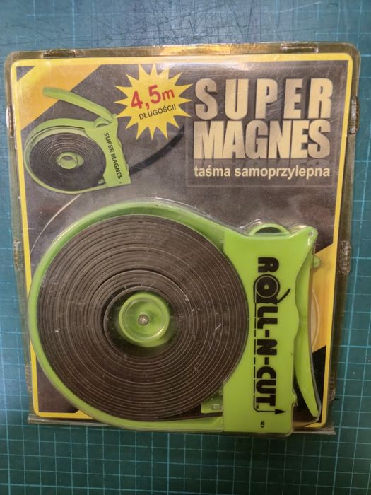 Taśma samoprzylepna magnetyczna