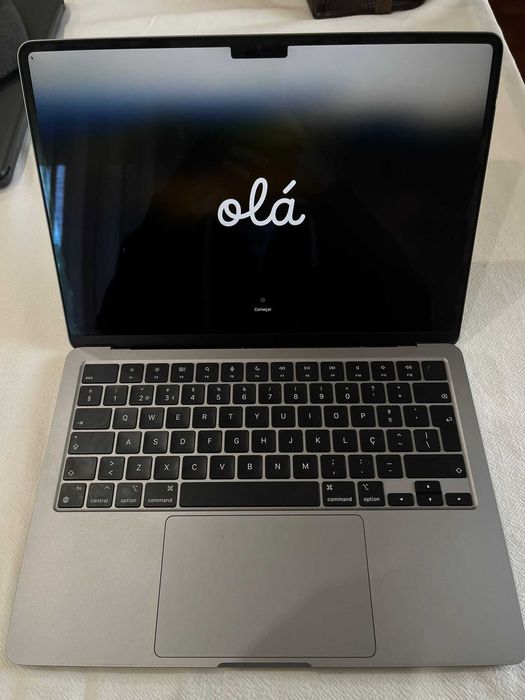 MacBook Air M2 (Como novo)
