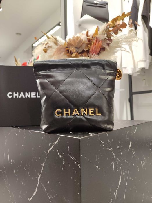 Сумка 22 Mini Handbag Black
