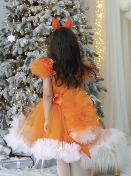 Новорічна сукня Лисичка і заколочки вушка