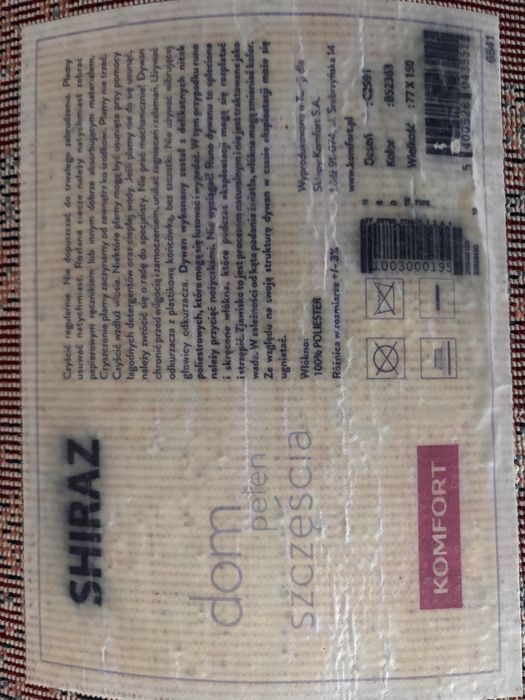 Dywanik —- rozm 77cmx150cm