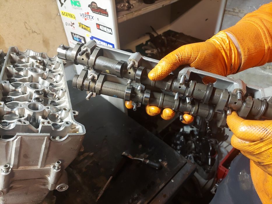 Częsci silnik gsxr 1000 k7 k8 wał korbowy tłok tłoki