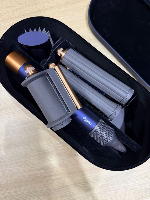 Продаю дайсон (dyson hs05 complete long volumise)