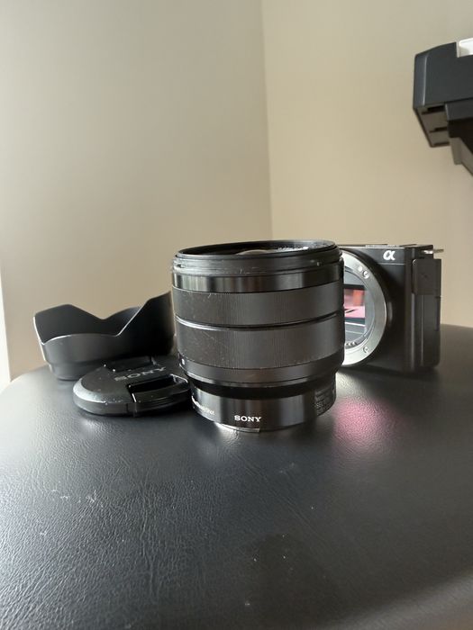 Camara Sony ZVE 10, lente 10-18mm f/4 sony