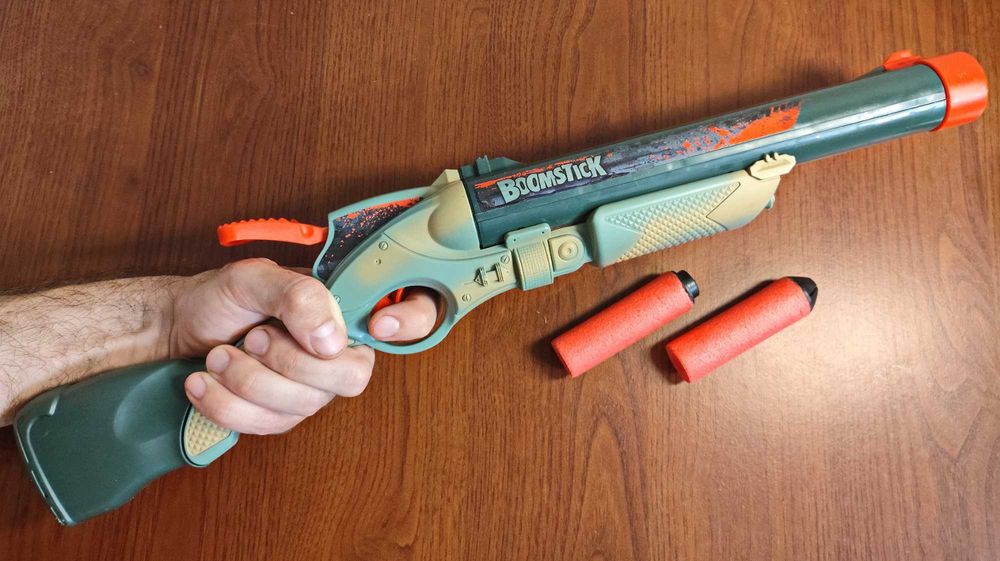 Игрушечный двуствольный дробовик Lanard Huntsman Boomstick 91908