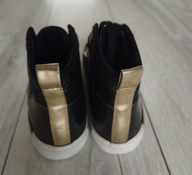 Кеди Guess Gabri, кросівки Guess Gabri