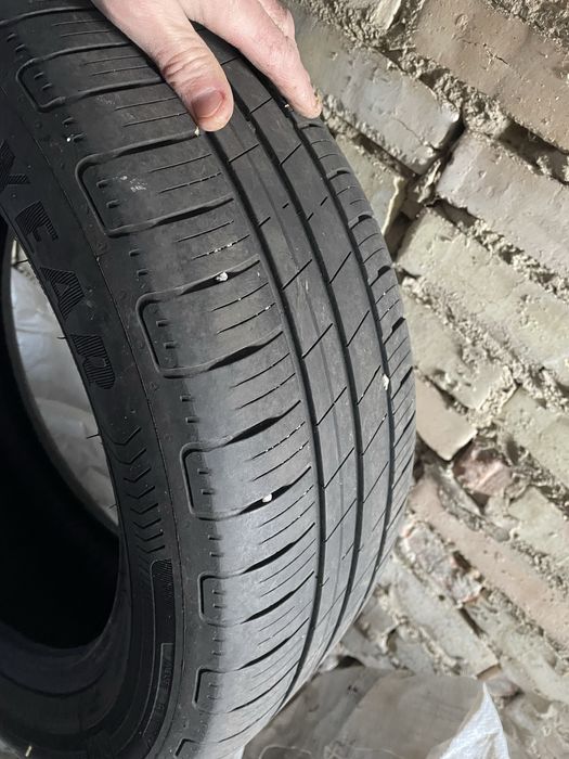 Продам два колеса 205/55 р16