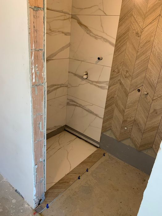 Glazurnik !! Układanie płytek. Remont łazienki !!!