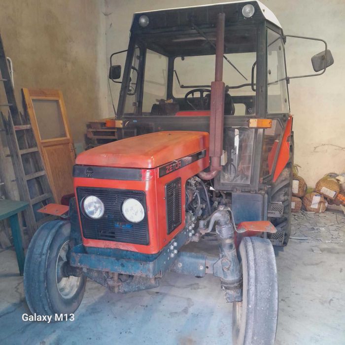 Ciągnik ZETOR 7211