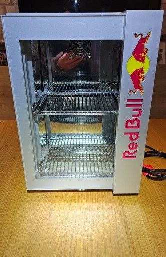 Red Bull lodówka, chłodziarka, ECO LED Baby