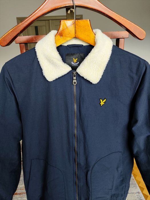 Продам куртку бомбер Lyle & Scott
SHEARLING LINED
BOMBER TAKKI NAVY