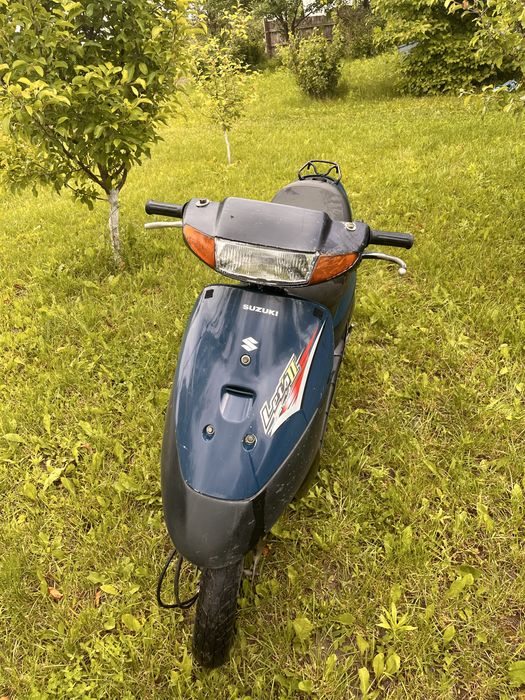 Suzuki lets 2 old