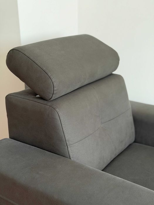 Fotel tapicerowany szary – wygodny i elegancki
