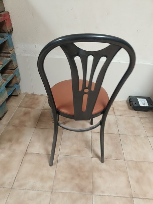 Cadeira em ferro